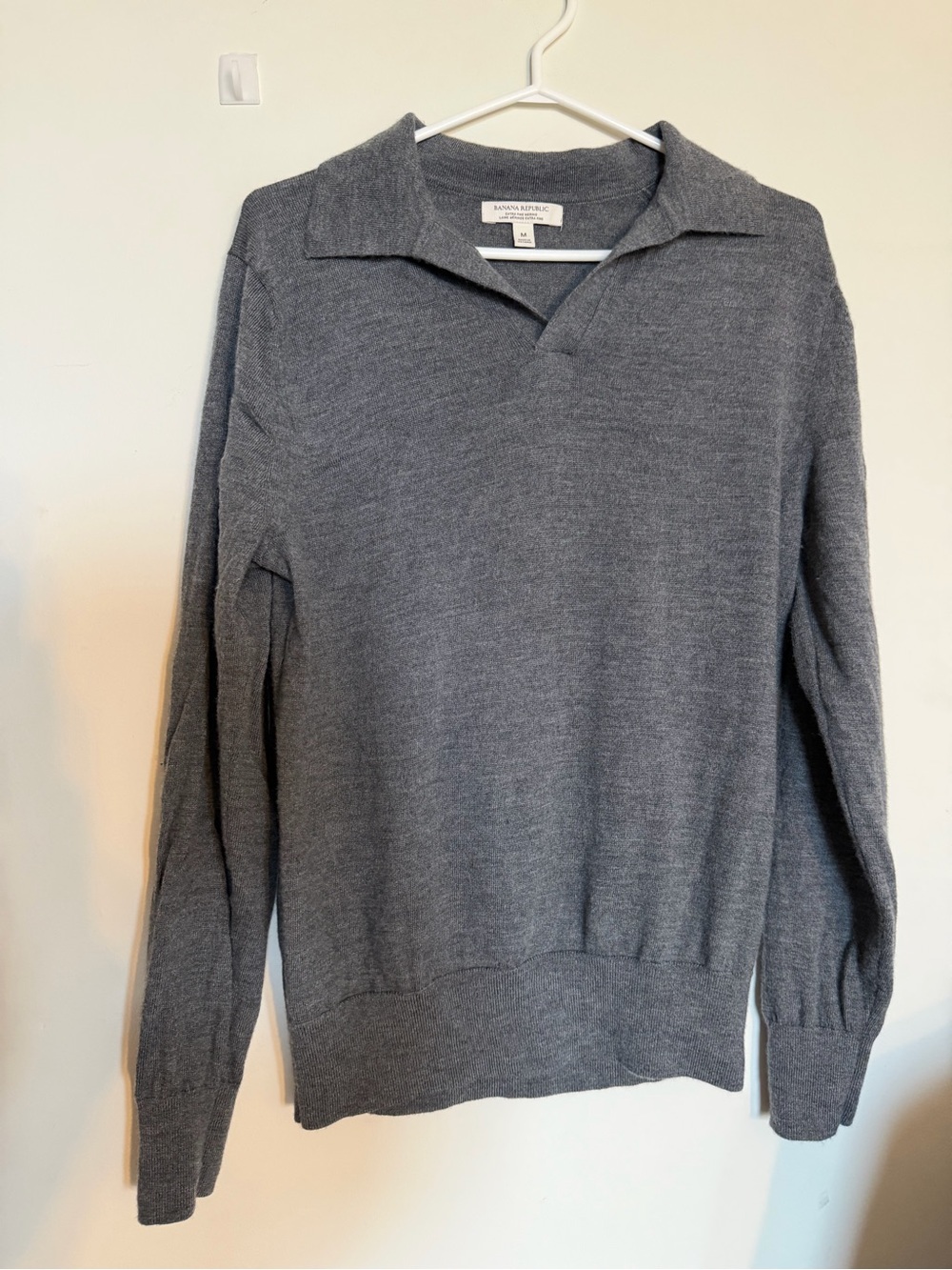 Banana Republic Men's Heather Gray Collared V‑Neck Sweater